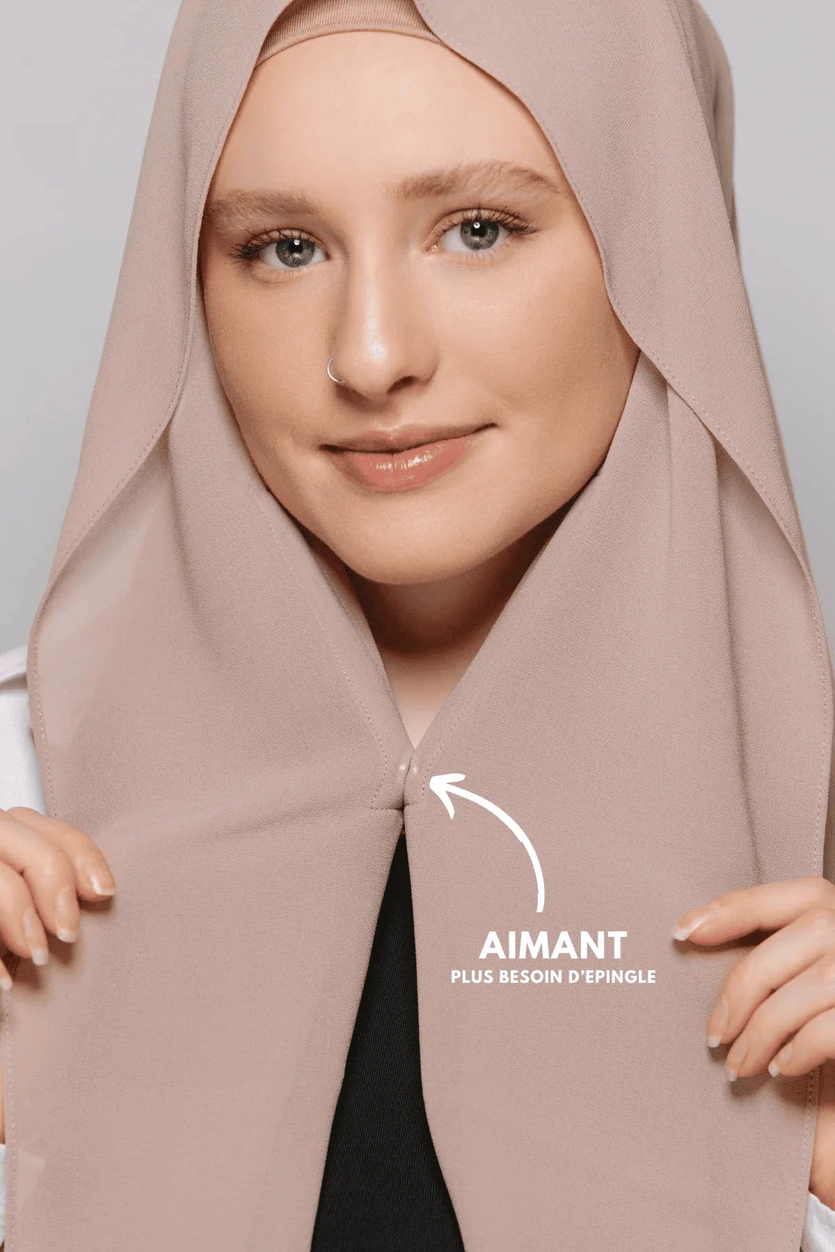 Hijab aimanté